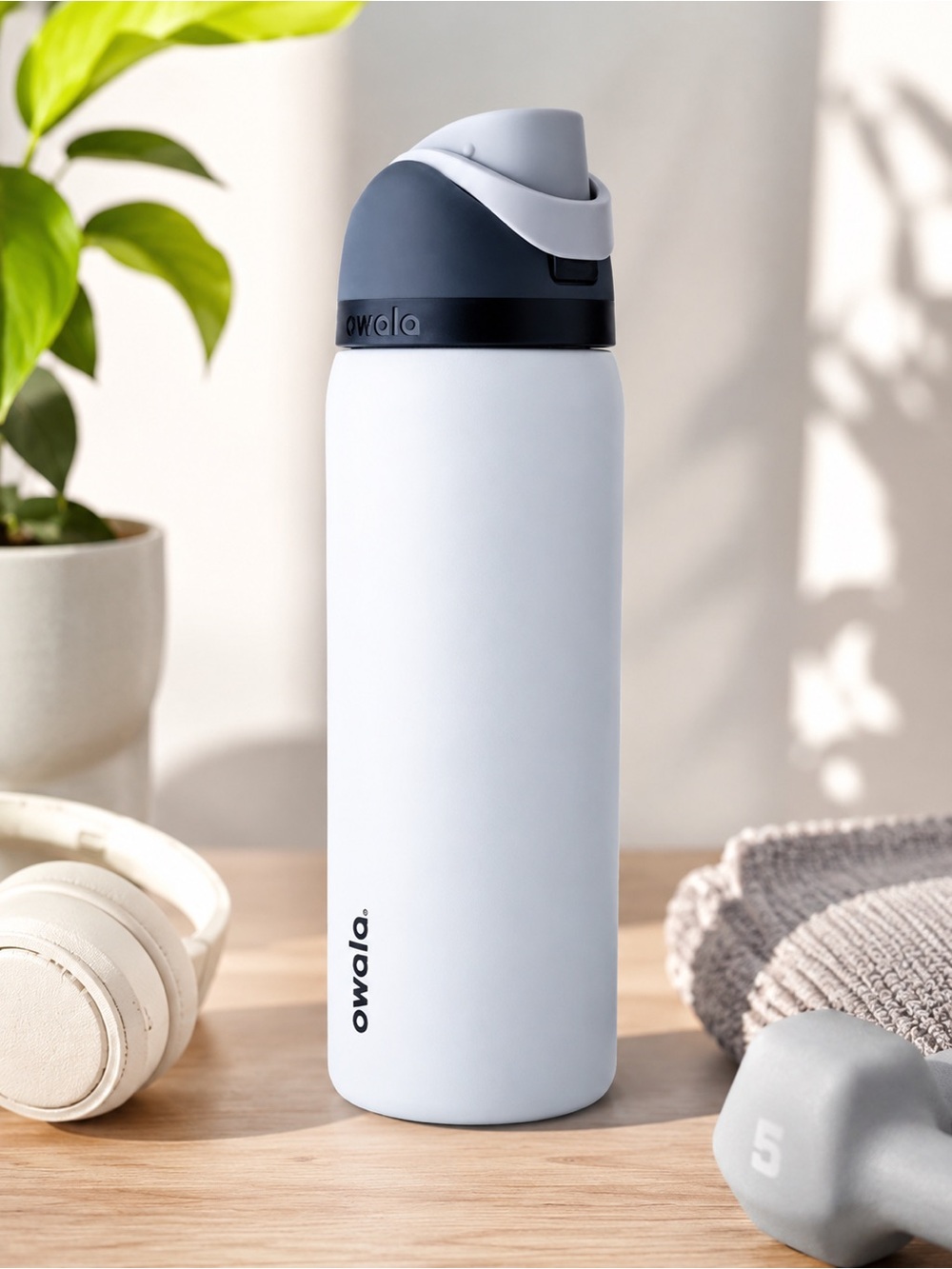 Owala FreeSip Insulated Stainless Steel Water Bottle with Straw 32oz